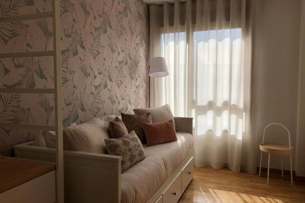 Apartamento Lerele Santurde Екстериор снимка